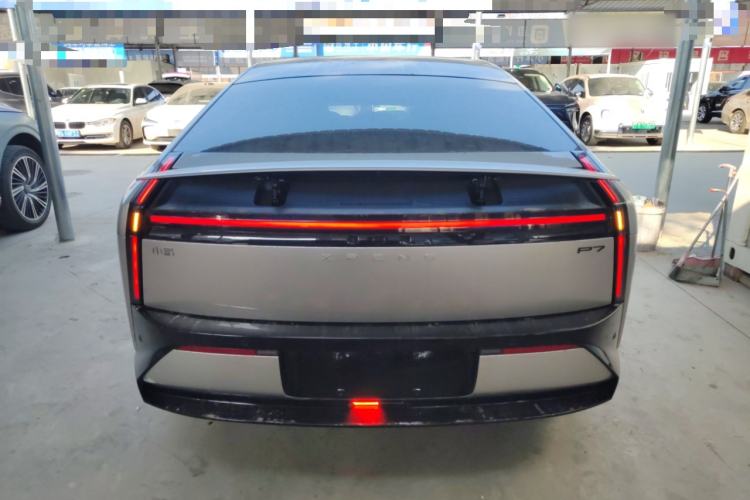 Used XPeng P7 2025 Model—750 All-Wheel-Drive High-Performance Ultra Rear