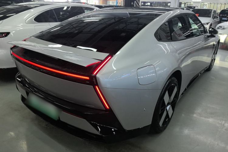 Used XPeng P7 2025 Model—750 All-Wheel-Drive High-Performance Ultra Rear Right 45 Deg