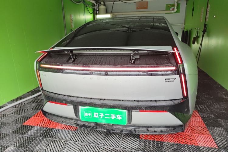 Used XPeng P7 2025 Model—750 All-Wheel-Drive High-Performance Ultra Rear