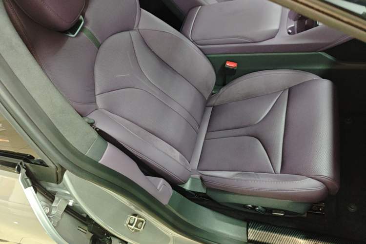 Used XPeng P7 2025 Model—702 Long Range Ultra Right Front Seat