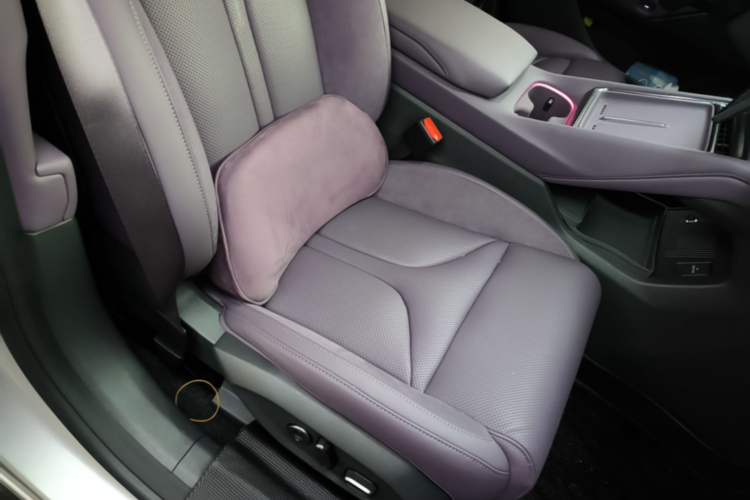 Used XPeng P7 2025 Model—820 Ultra Long Range Ultra Right Front Seat