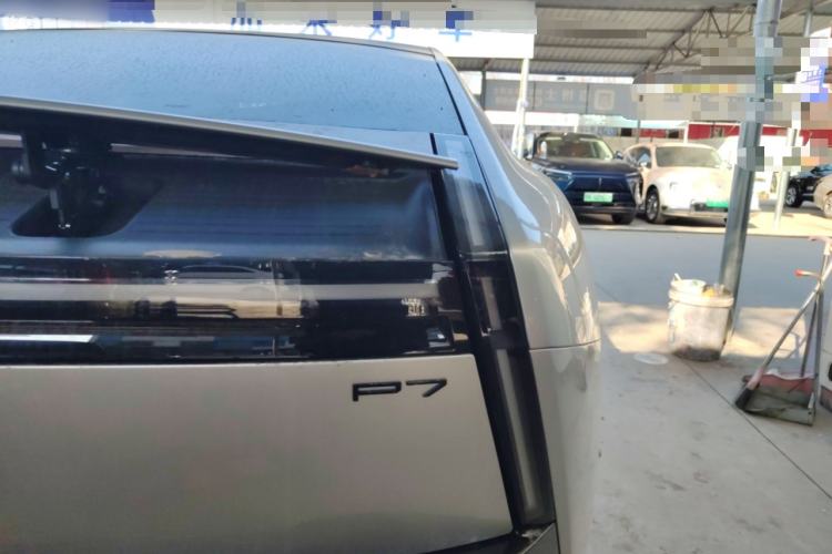Used XPeng P7 2025 Model—750 All-Wheel-Drive High-Performance Ultra Right Rear Taillight