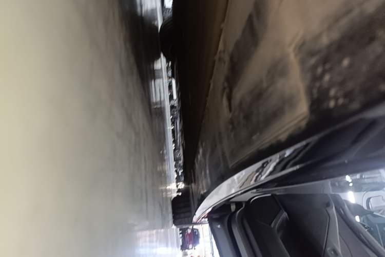 Used XPeng P7 2025 Model—820 Ultra Long Range Ultra Right Side Sill
