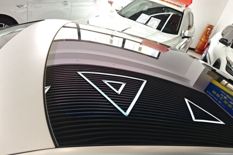 Used XPeng P7 2025 Model—750 All-Wheel-Drive Pengyi Ultra Roof