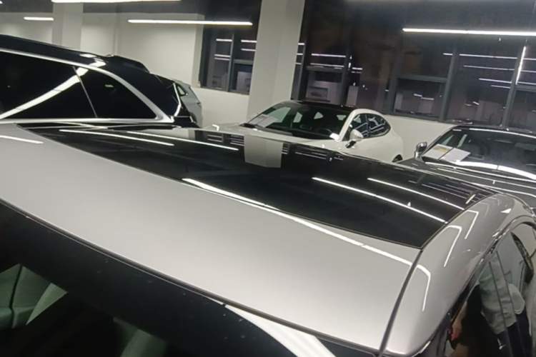 Used XPeng P7 2025 Model—702 Long Range Ultra Roof