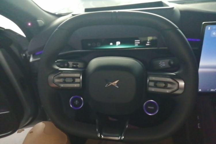 Used XPeng P7 2025 Model 702 Max Steering Wheel