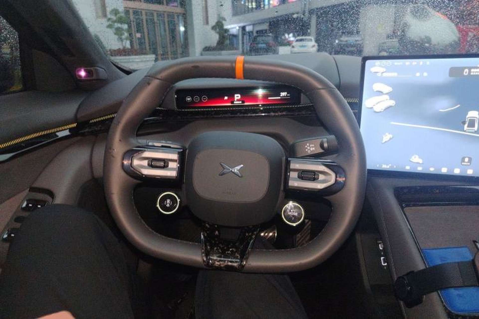 Used XPeng P7 2025 Model—750 All-Wheel-Drive Pengyi Ultra Steering Wheel
