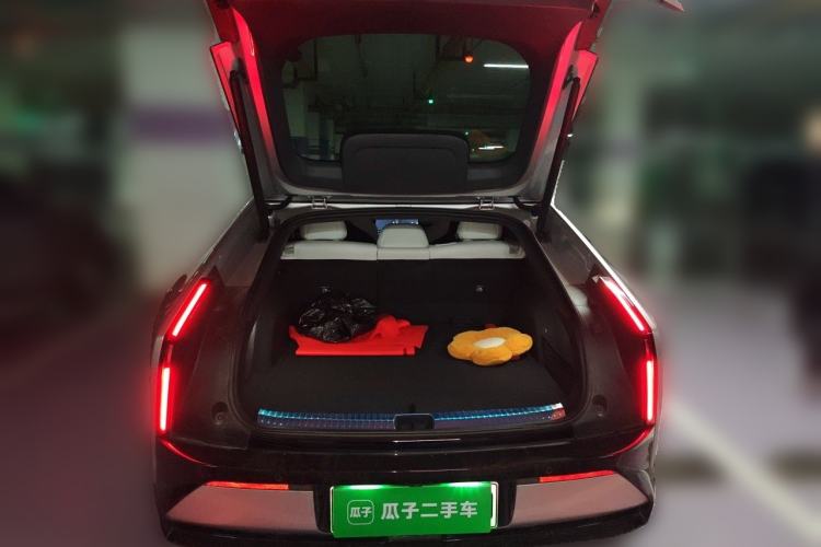 Used XPeng P7 2025 Model—702 Long Range Ultra Trunk