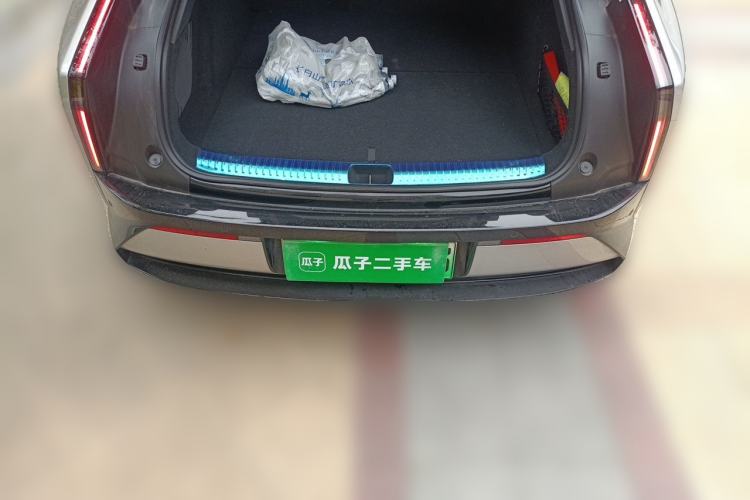 Used XPeng P7 2025 Model—702 Long Range Ultra Trunk