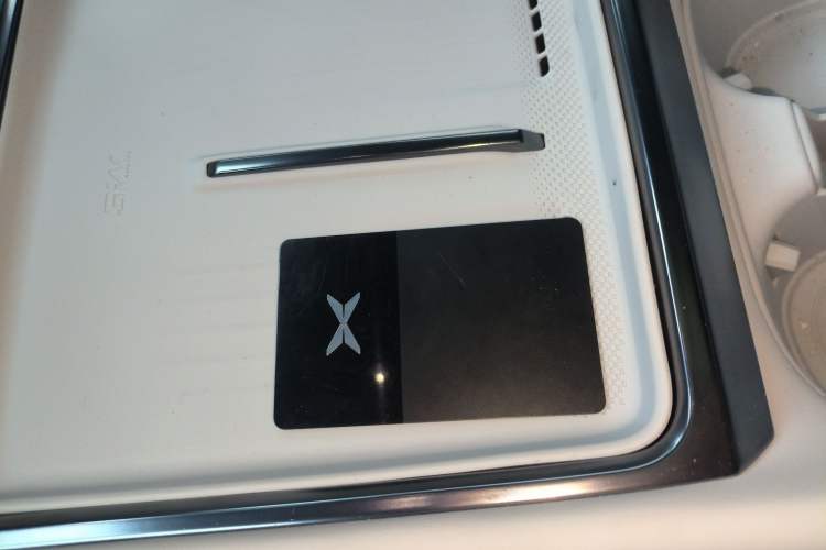 Used XPeng P7 2025 Model—820 Ultra Long Range Ultra Vehicle Key