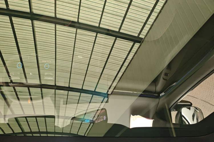 Used XPeng P7 2025 Model—750 All-Wheel-Drive High-Performance Ultra Headliner