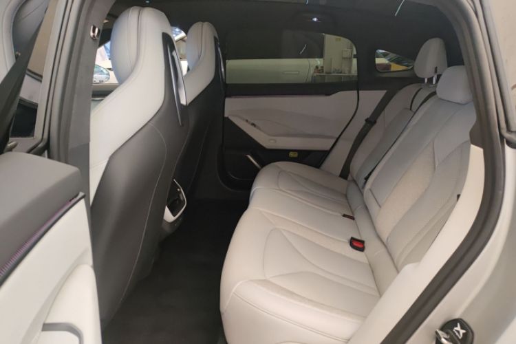 Used XPeng P7 2025 Model—750 All-Wheel-Drive High-Performance Ultra Interior 1