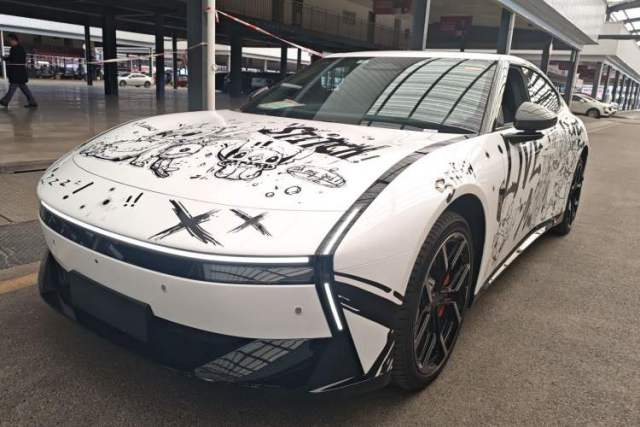 Used XPeng P7 2025 Model—750 All-Wheel-Drive High-Performance Ultra