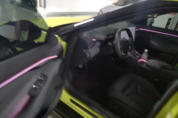 Used XPeng P7 2025 Model—820 Ultra Long Range Ultra Driver Seat