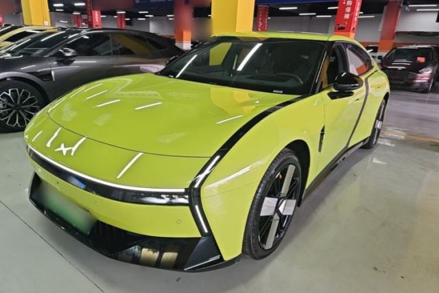 Used XPeng P7 2025 Model—750 All-Wheel-Drive High-Performance Ultra
