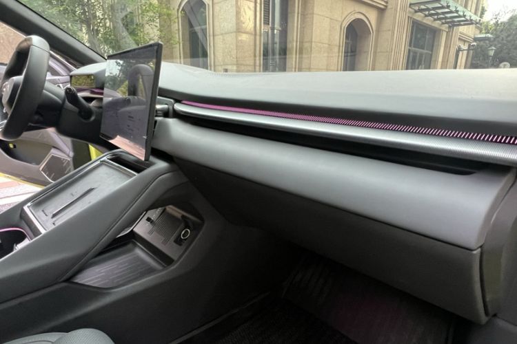 Used XPeng P7 2025 Model—820 Ultra Long Range Ultra Interior 6
