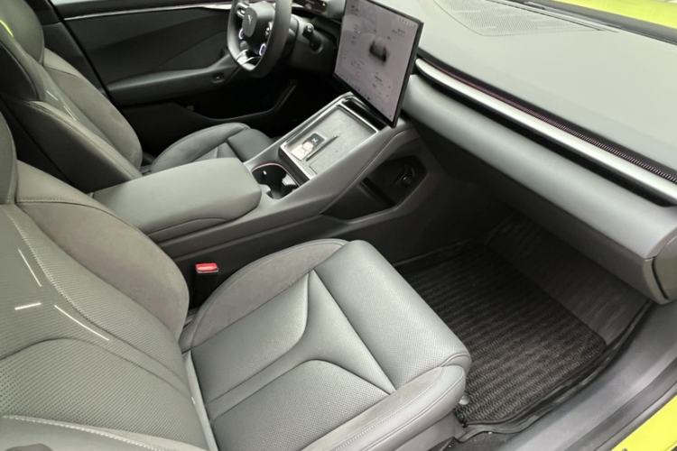 Used XPeng P7 2025 Model—820 Ultra Long Range Ultra Right Front Seat