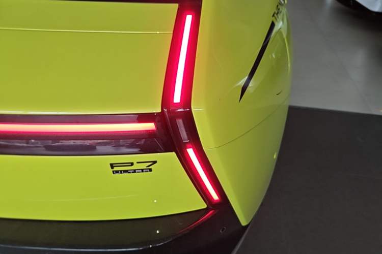 Used XPeng P7 2025 Model—702 Long Range Ultra Right Rear Taillight