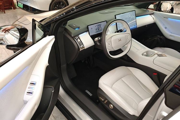 Used XPeng P7+ 2024 Long-Range Max Interior 3
