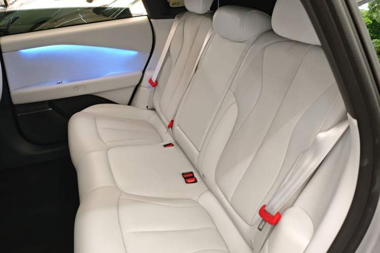 Used XPeng P7+ 2024 Long-Range Max Interior 4