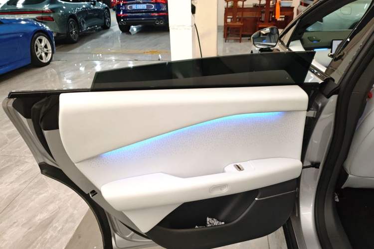 Used XPeng P7+ 2024 Long-Range Max Interior 8