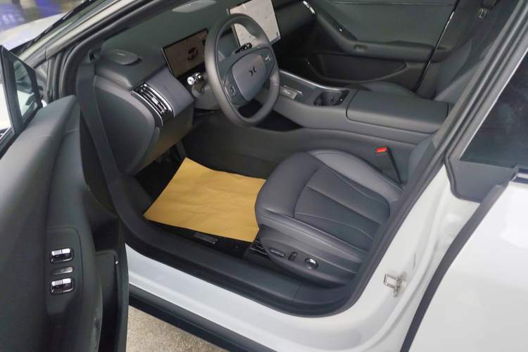 Used XPeng P7+ 2024 Ultra-Long Range Max Interior 1