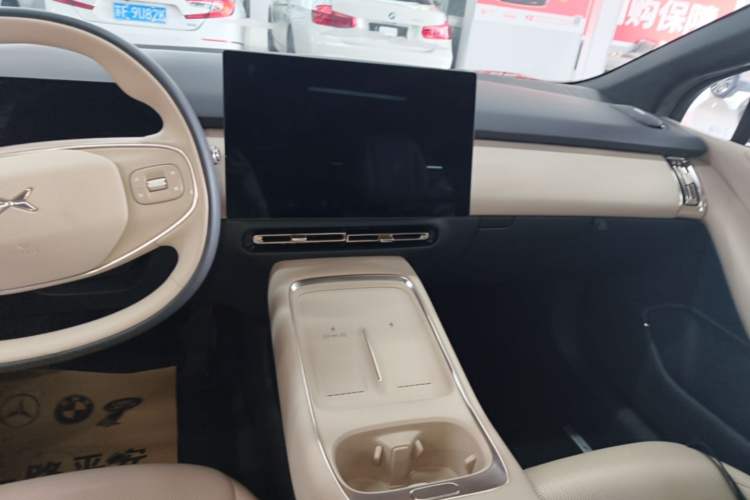 Used XPeng P7+ 2024 Long-Range Max Audio And AC Panel