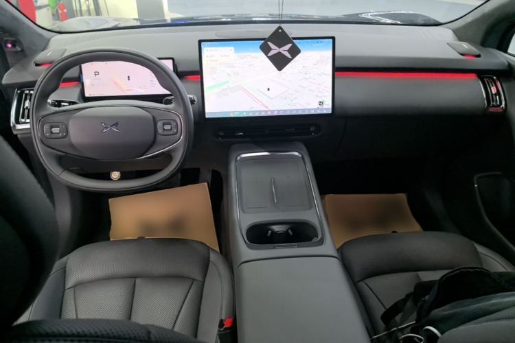 Used XPeng P7+ 2024 Ultra-Long Range Max Center Console