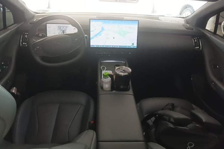 Used XPeng P7+ 2024 Ultra-Long Range Max Center Console