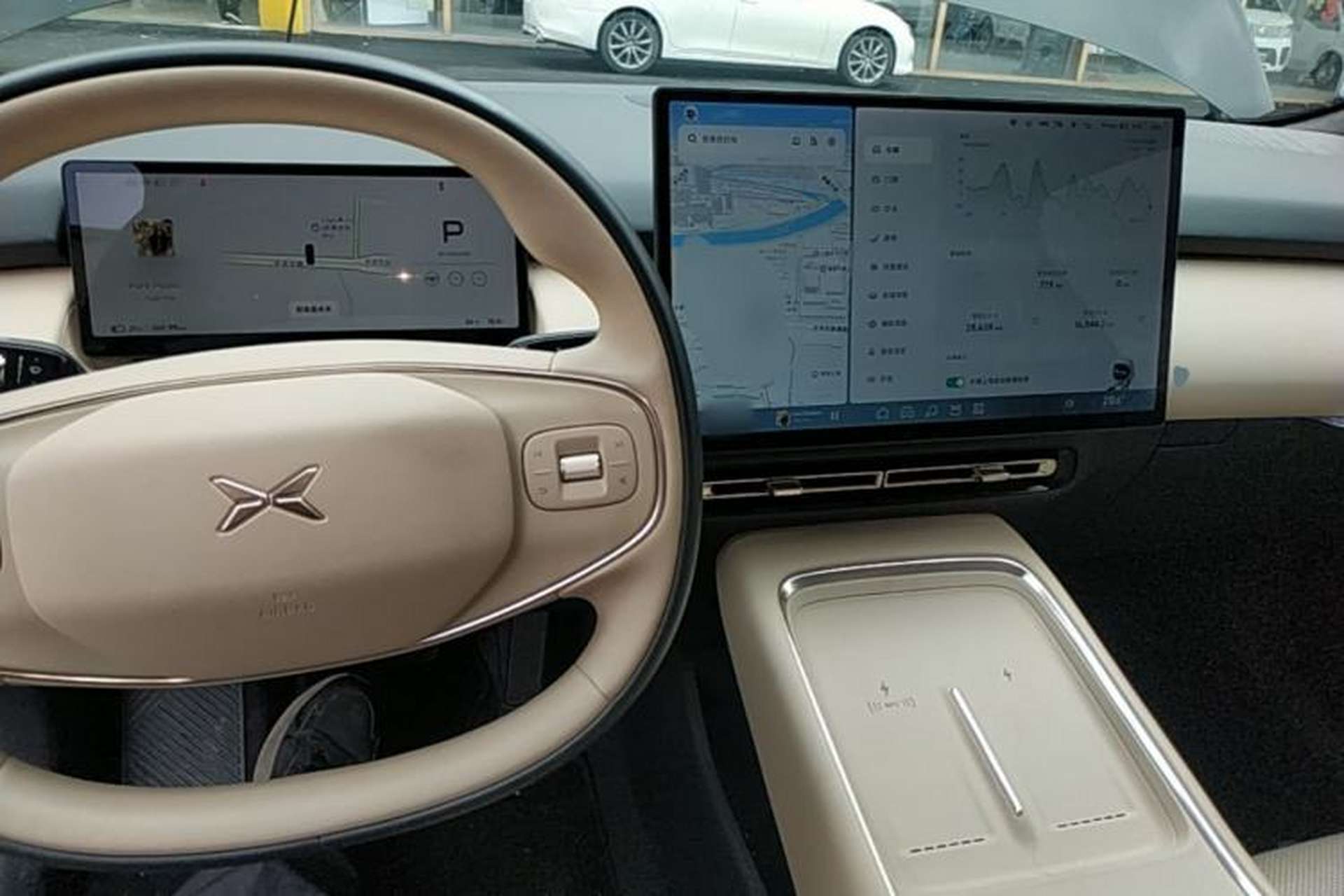 Used XPeng P7+ 2024 Long-Range Max Center Console