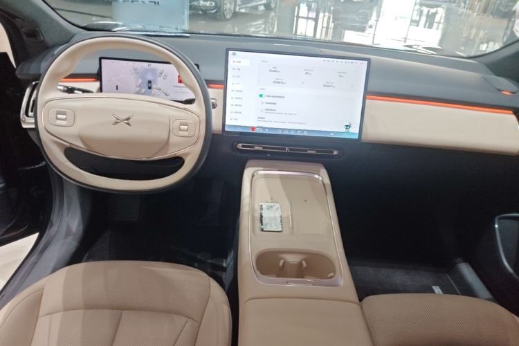 Used XPeng P7+ 2024 Ultra-Long Range Max Center Console