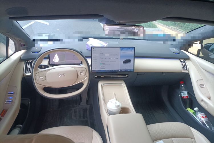 Used XPeng P7+ 2024 Ultra-Long Range Max Center Console