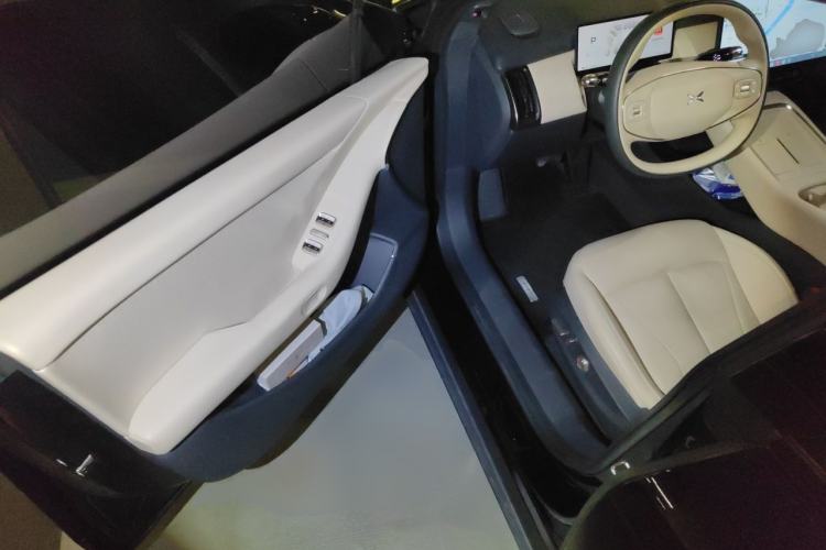 Used XPeng P7+ 2024 Long-Range Max Driver Seat