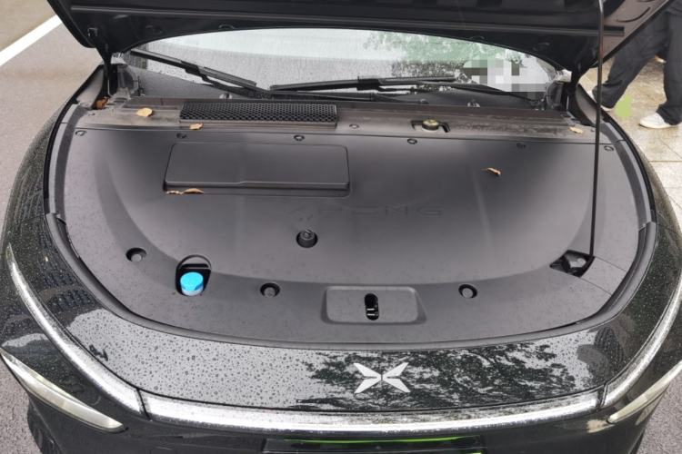 Used XPeng P7+ 2024 Long-Range Max Engine Bay