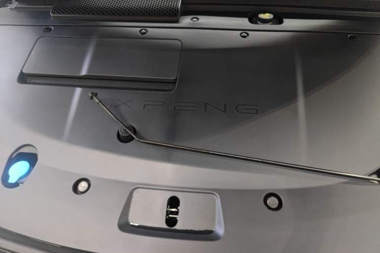 Used XPeng P7+ 2024 Long-Range Max Engine Bay