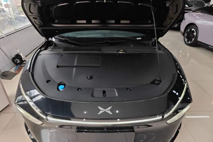 Used XPeng P7+ 2024 Long-Range Max Engine Bay