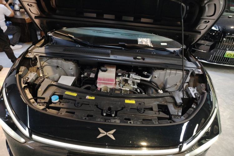 Used XPeng P7+ 2024 Long-Range Max Engine Bay