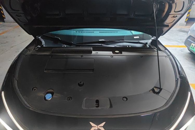 Used XPeng P7+ 2024 Long-Range Max Engine Bay