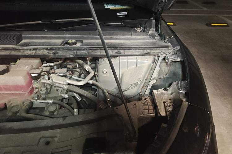 Used XPeng P7+ 2024 Ultra-Long Range Max Engine Bay Left