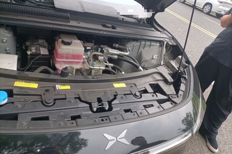 Used XPeng P7+ 2024 Ultra-Long Range Max Engine Bay Left
