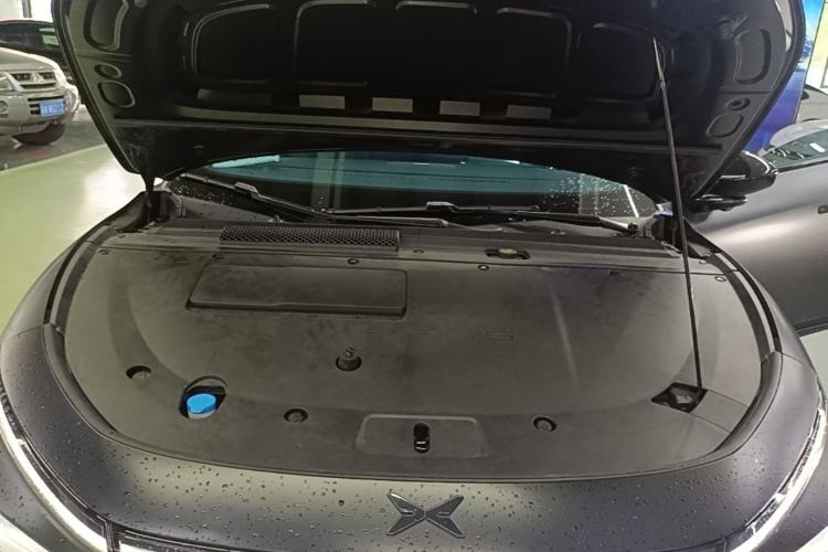 Used XPeng P7+ 2024 Long-Range Max Engine Bay