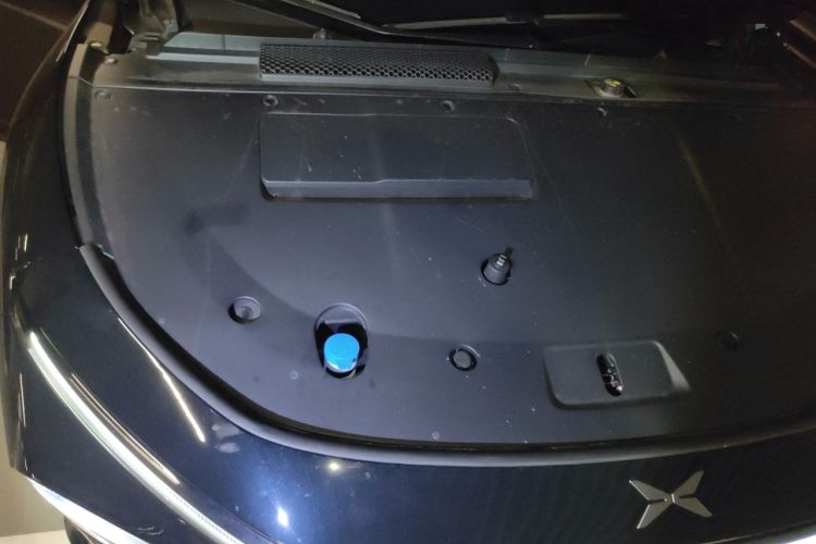 Used XPeng P7+ 2024 Long-Range Max Engine Bay Right
