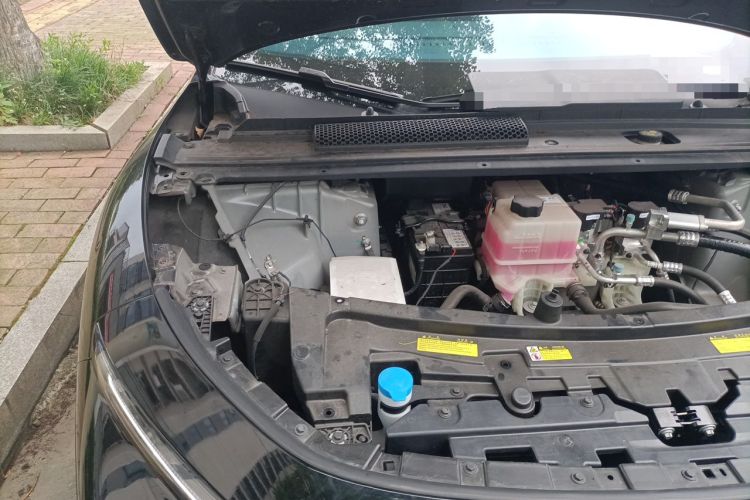 Used XPeng P7+ 2024 Ultra-Long Range Max Engine Bay Right