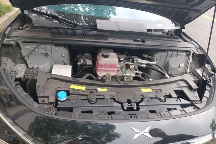 Used XPeng P7+ 2024 Ultra-Long Range Max Engine Bay