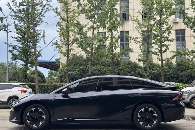 Used XPeng P7+ 2024 Long-Range Max Exterior 11