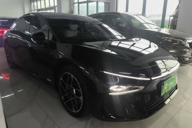 Used XPeng P7+ 2024 Long-Range Max Exterior 2