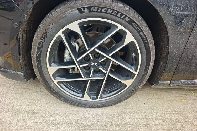Used XPeng P7+ 2024 Long-Range Max Exterior 4