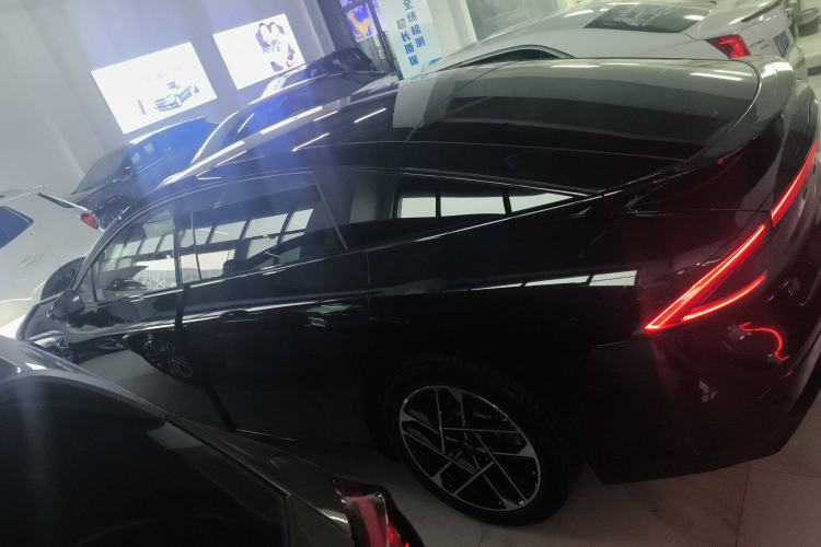 Used XPeng P7+ 2024 Long-Range Max Exterior 4