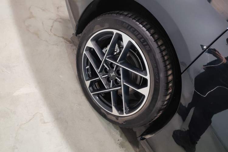 Used XPeng P7+ 2024 Long-Range Max Exterior 5
