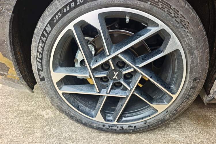 Used XPeng P7+ 2024 Long-Range Max Exterior 5